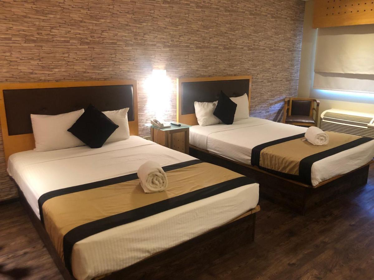Hotel Colonial Хермосило Екстериор снимка
